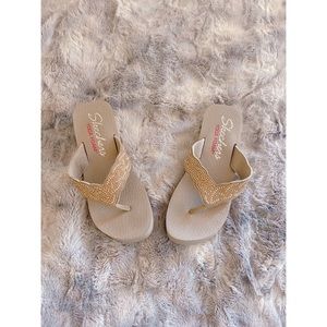 Skechers Yoga Foam Sandals